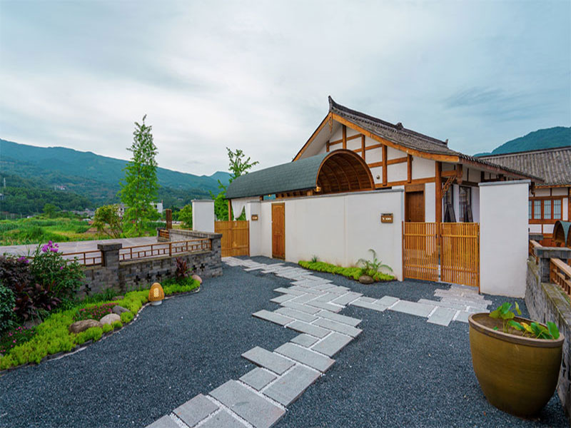 NARADA Misty Rain Liujiang Resort